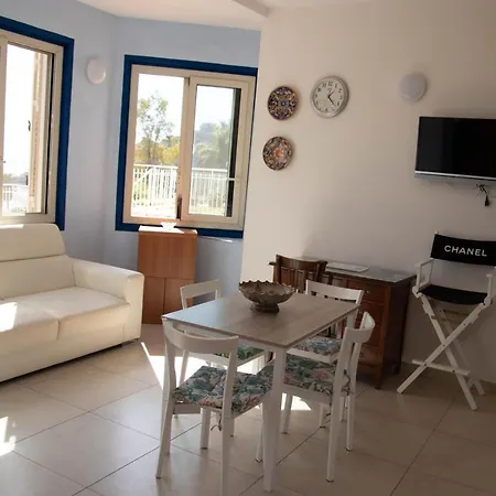 Taormina Isola Bella Suite