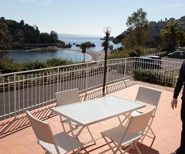 Isola Bella Semesterbostad